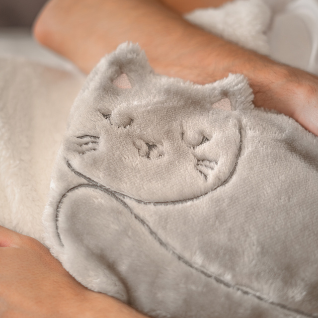 SOXO cat shaped hot water bottle, gray 1.8 L