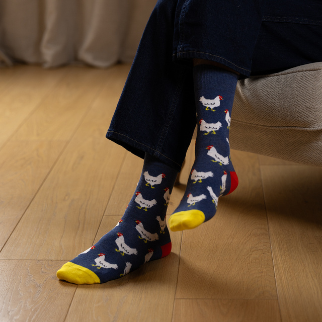 Men's colorful SOXO GOOD STUFF socks funny chickens
