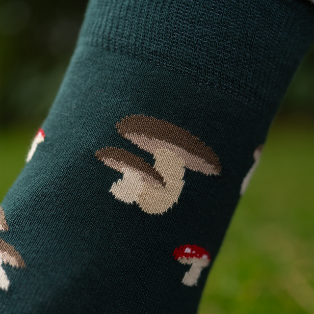 Men's colorful SOXO GOOD STUFF socks cotton mushrooms